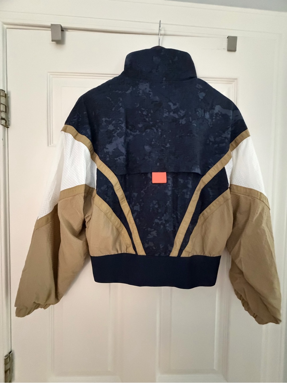 Nike navy blue Camo Jacket / windbreaker with Tan Sleeves & Neon Orange Trim - Picture 2 of 3